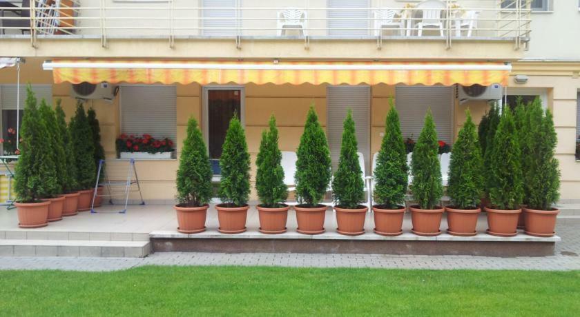 Relax Beach Apartman Hajdúszoboszló Esterno foto